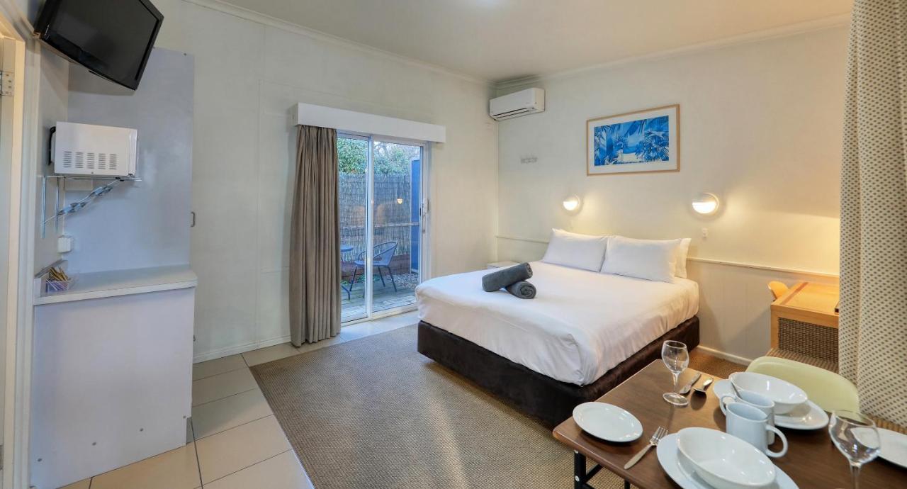 Hamilton Hume Motor Inn แยส ภายนอก รูปภาพ